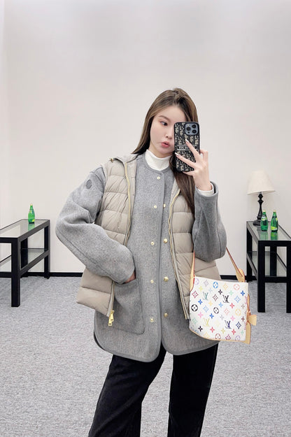 Mon 25 Two piece hooded down jacket set