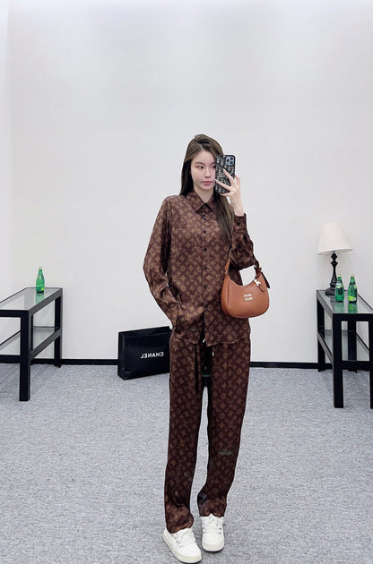 L 25 monogram full print pajamas set
