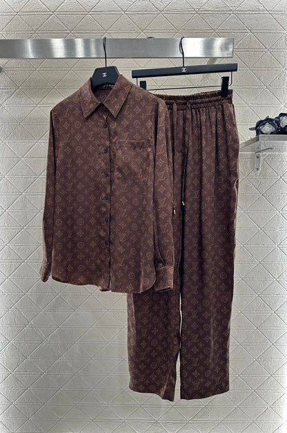 L 25 monogram full print pajamas set