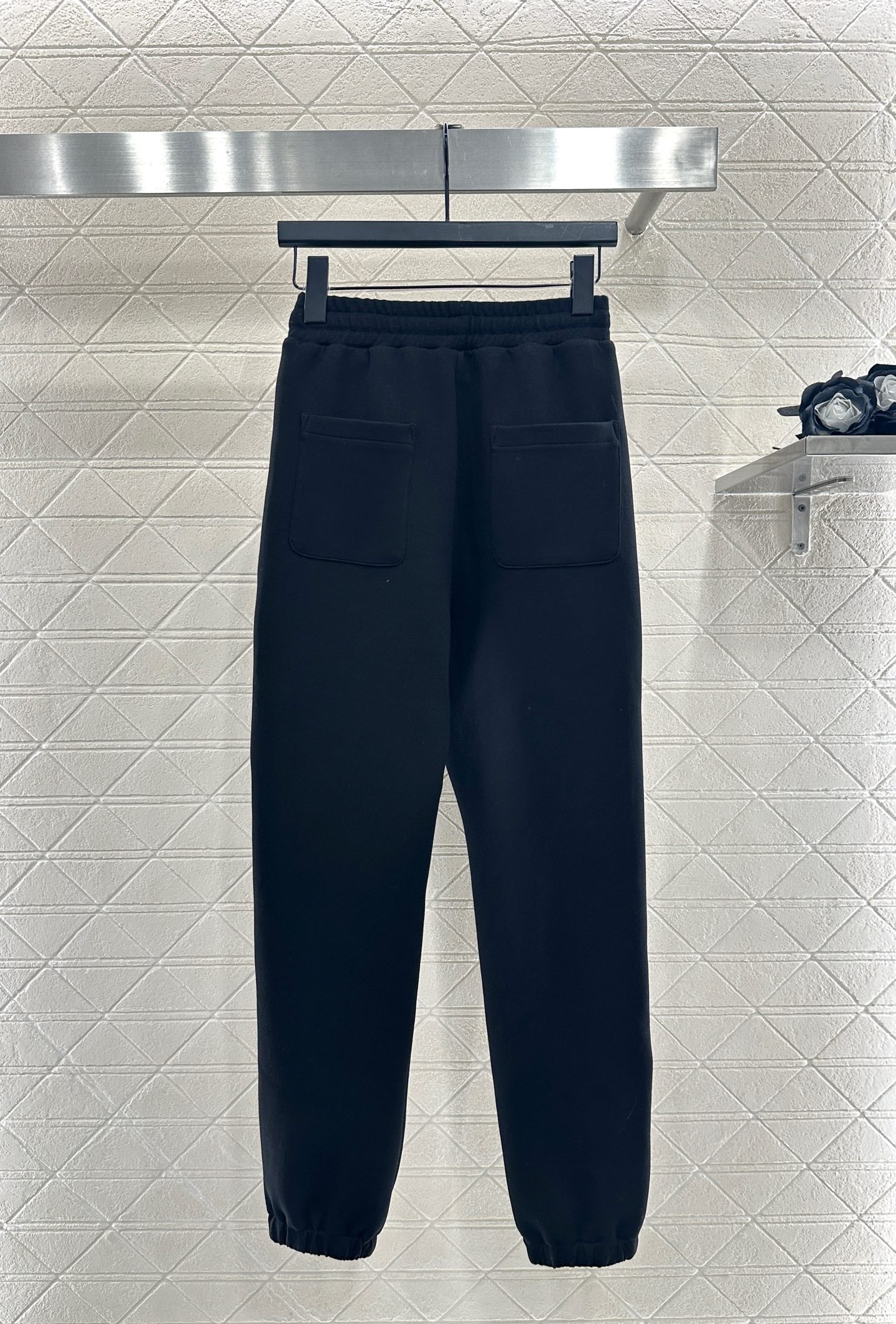 L 25 Hooded jacket and trousers set