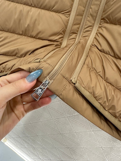Mon 25 Rectangular embossed down jacket two-piece set