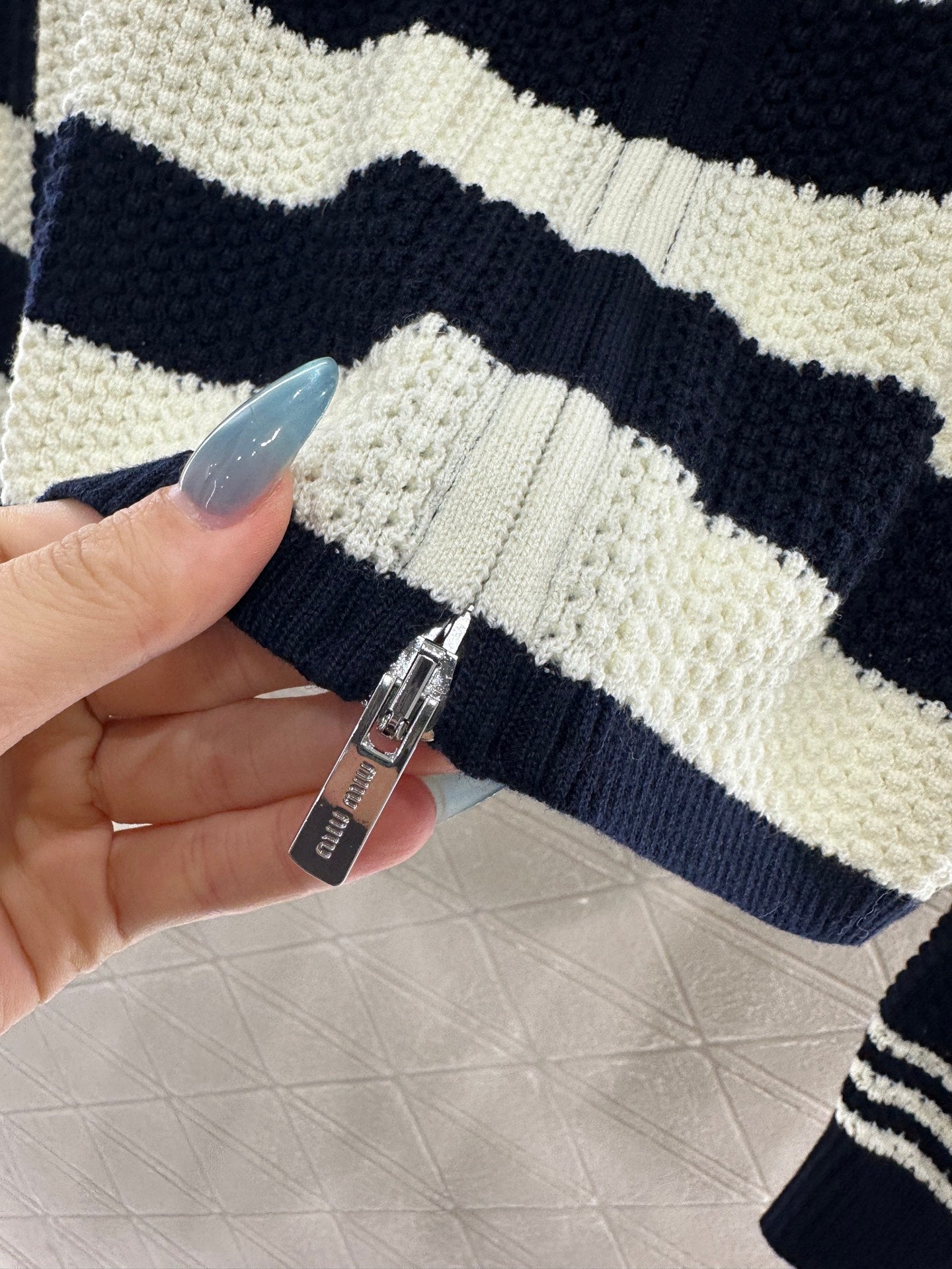 Mi 25 Lapel knitted striped wool cardigan