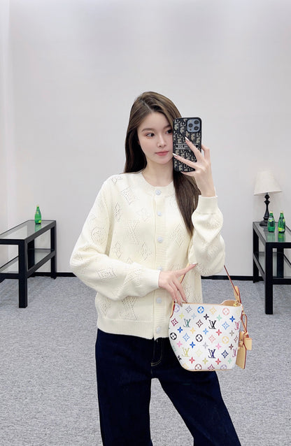 L 25 Openwork Knit Crew Neck Wool and Cashmere Cardigan