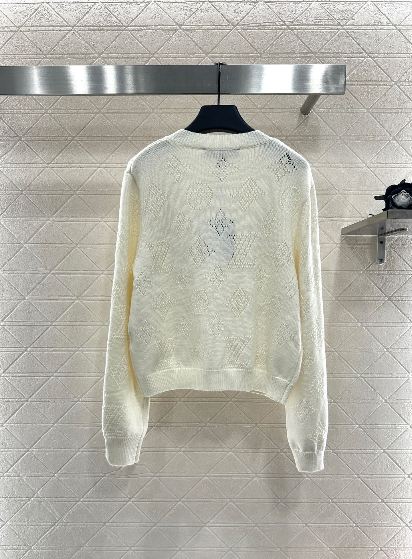 L 25 Openwork Knit Crew Neck Wool and Cashmere Cardigan