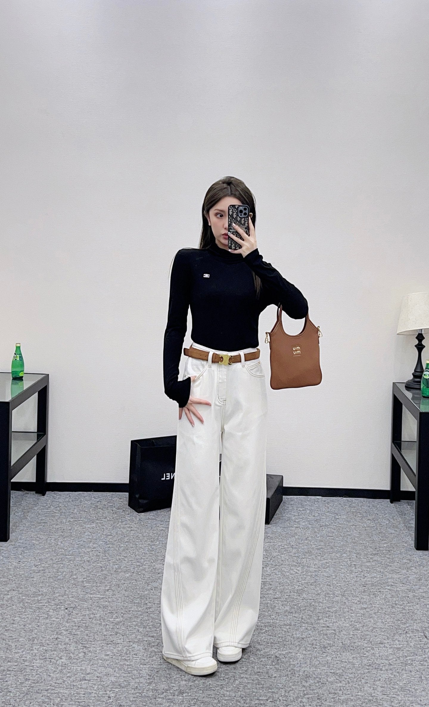 Ce 25 Straight-leg waistband silhouette jeans