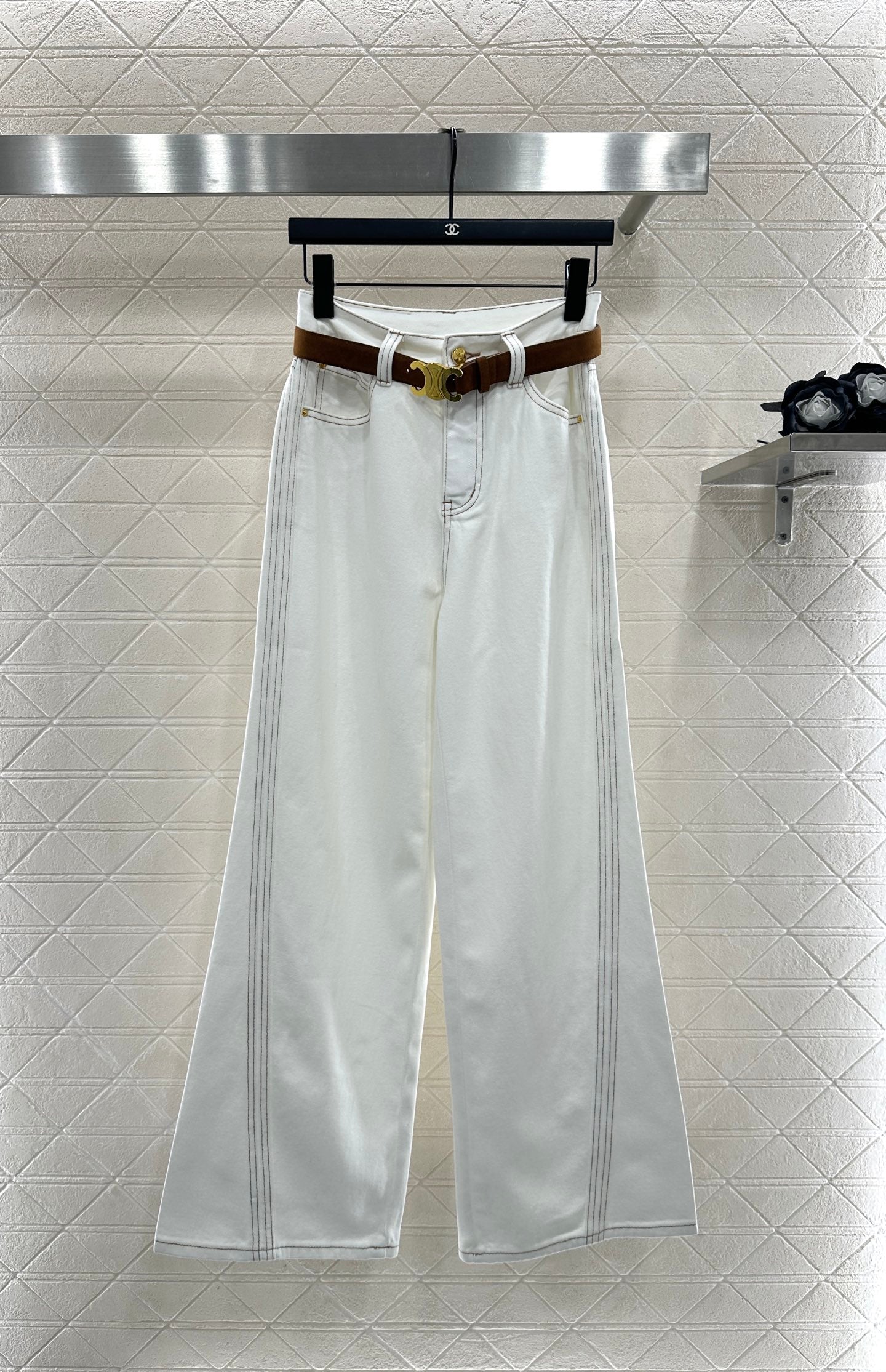 Ce 25 Straight-leg waistband silhouette jeans