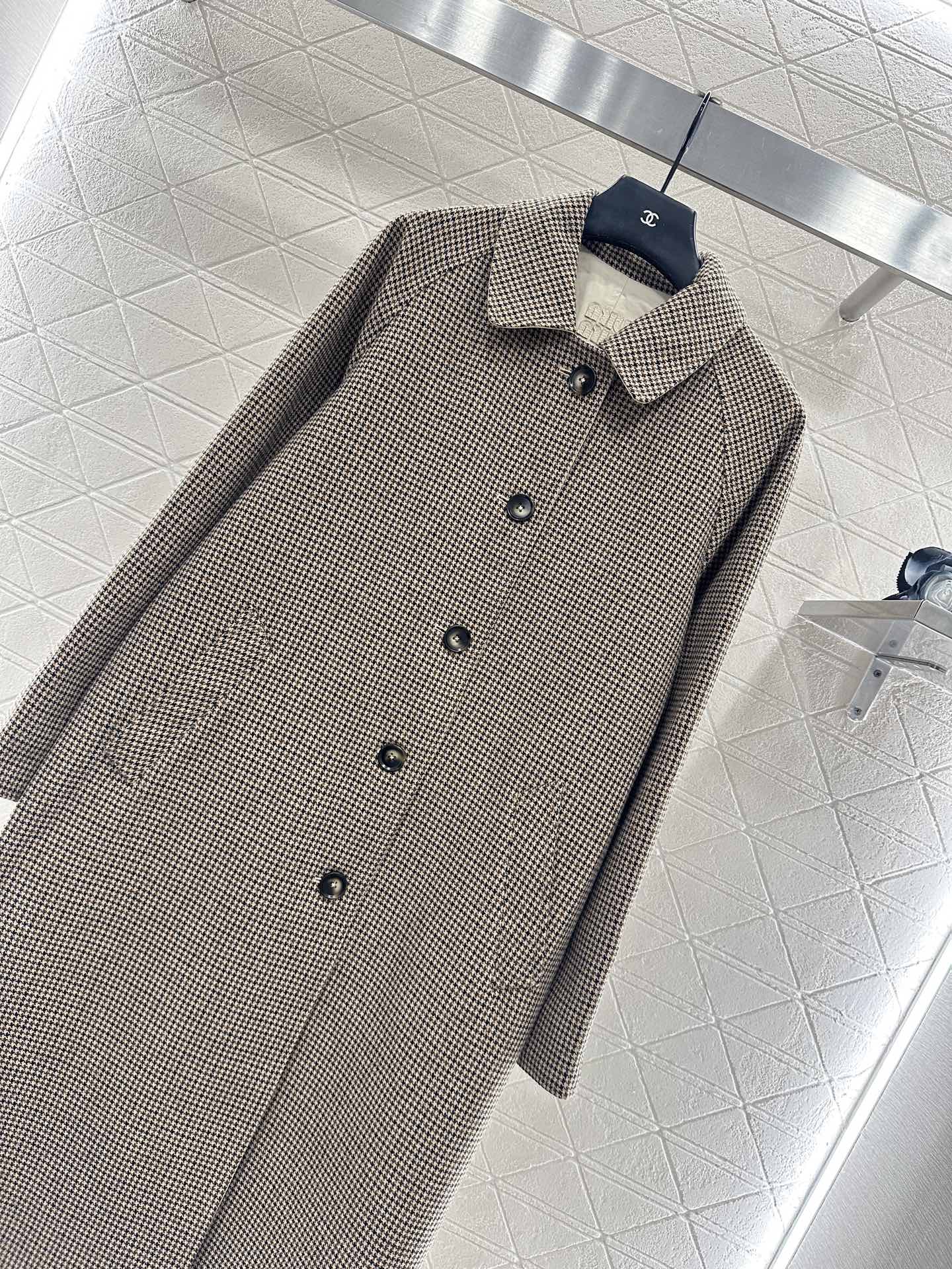 Mi 25 Reversible windbreaker (cotton outside, wool inside)