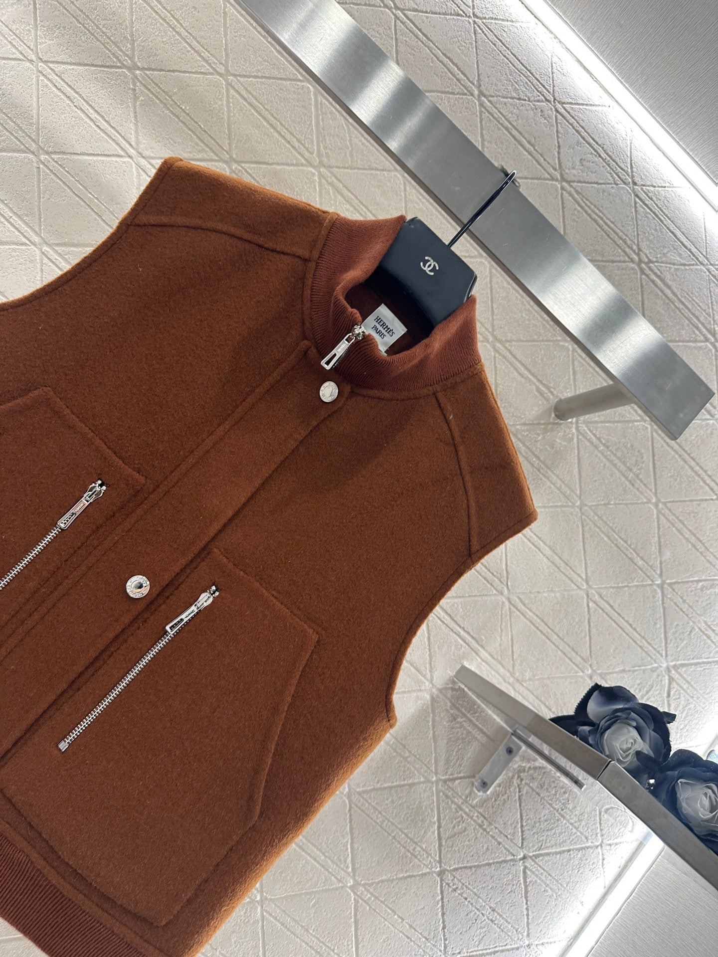 He 25 Cashmere pilot vest jacket