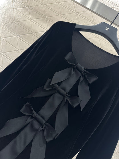 C 25 Sweetheart Neck Bow Tie Mid-Sleeve Top