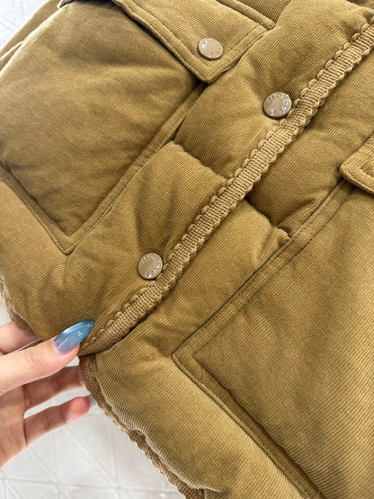 Mon 25 Rectangular embossed stand collar down jacket