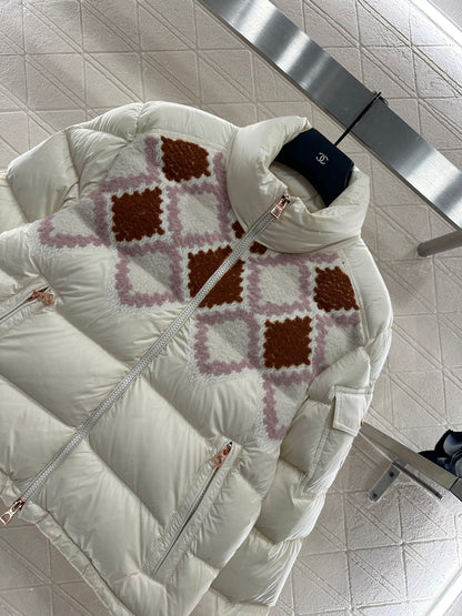 Mon 25 Diamond embroidery paneled down jacket