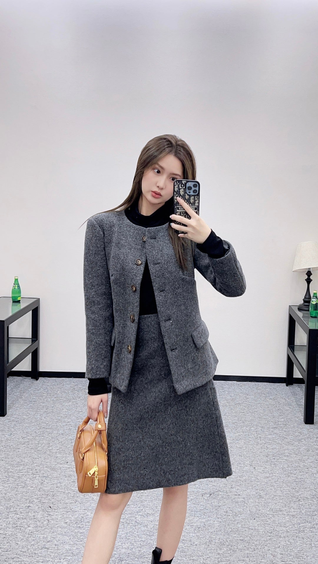 Mi 25 Round neck woolen coarse woolen coat short skirt set
