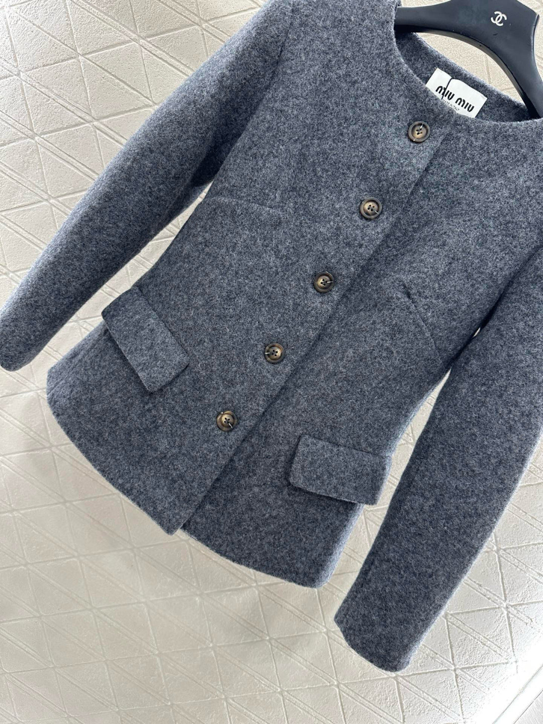 Mi 25 Round neck woolen coarse woolen coat short skirt set
