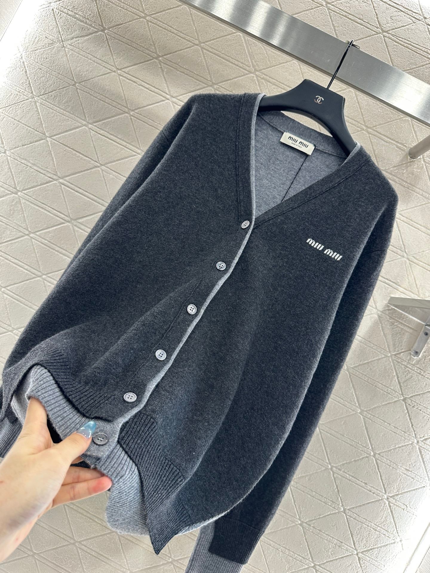 Mi 25 Fake two knitted wool and cashmere cardigans