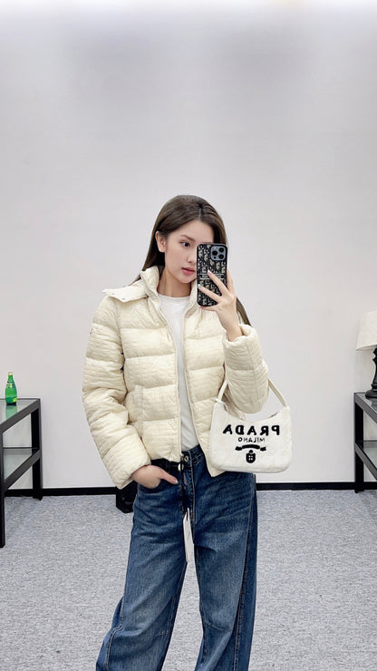 Mon 25 Hooded down jacket