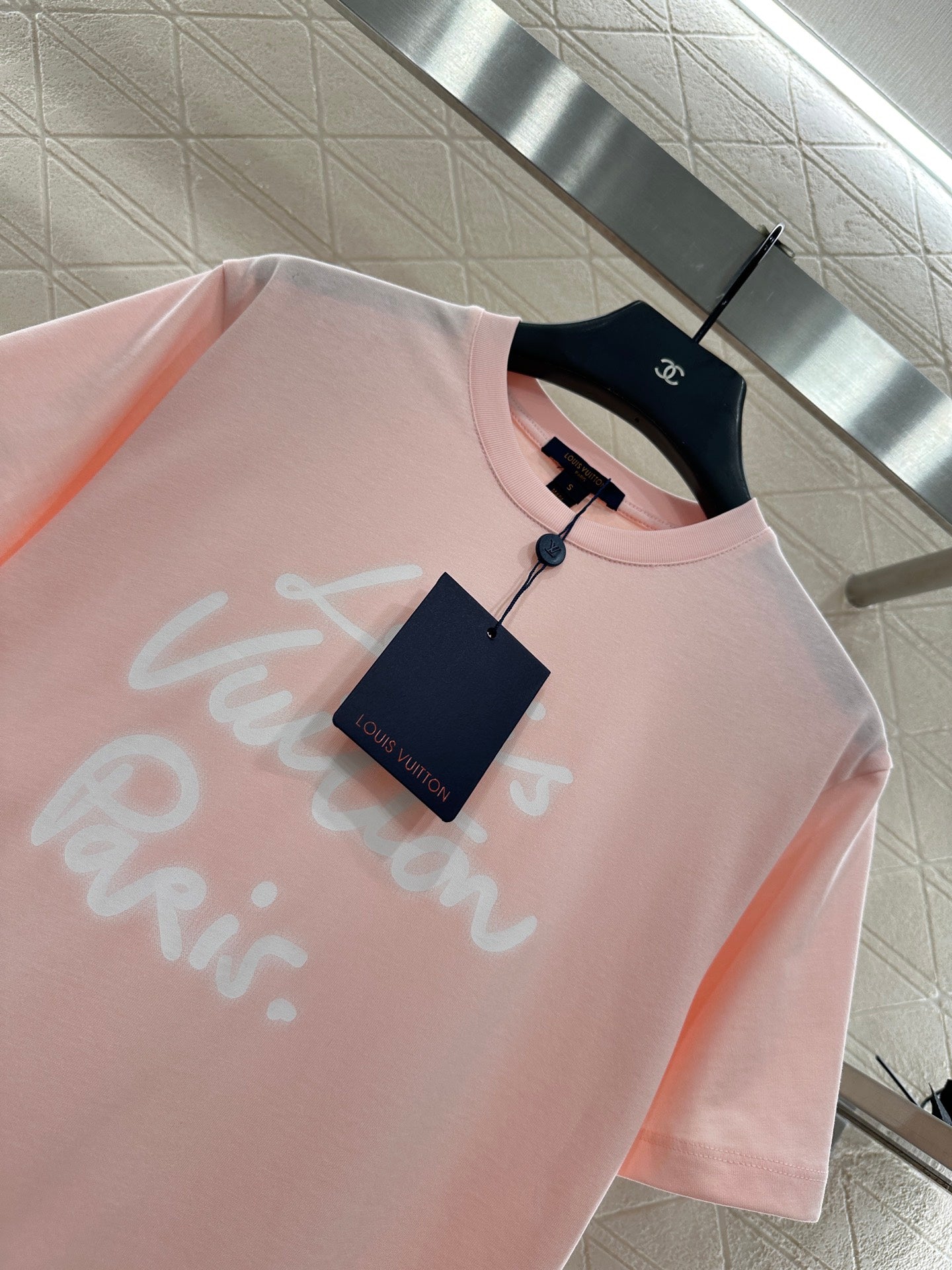 L 25 Round neck printed short sleeved shirt