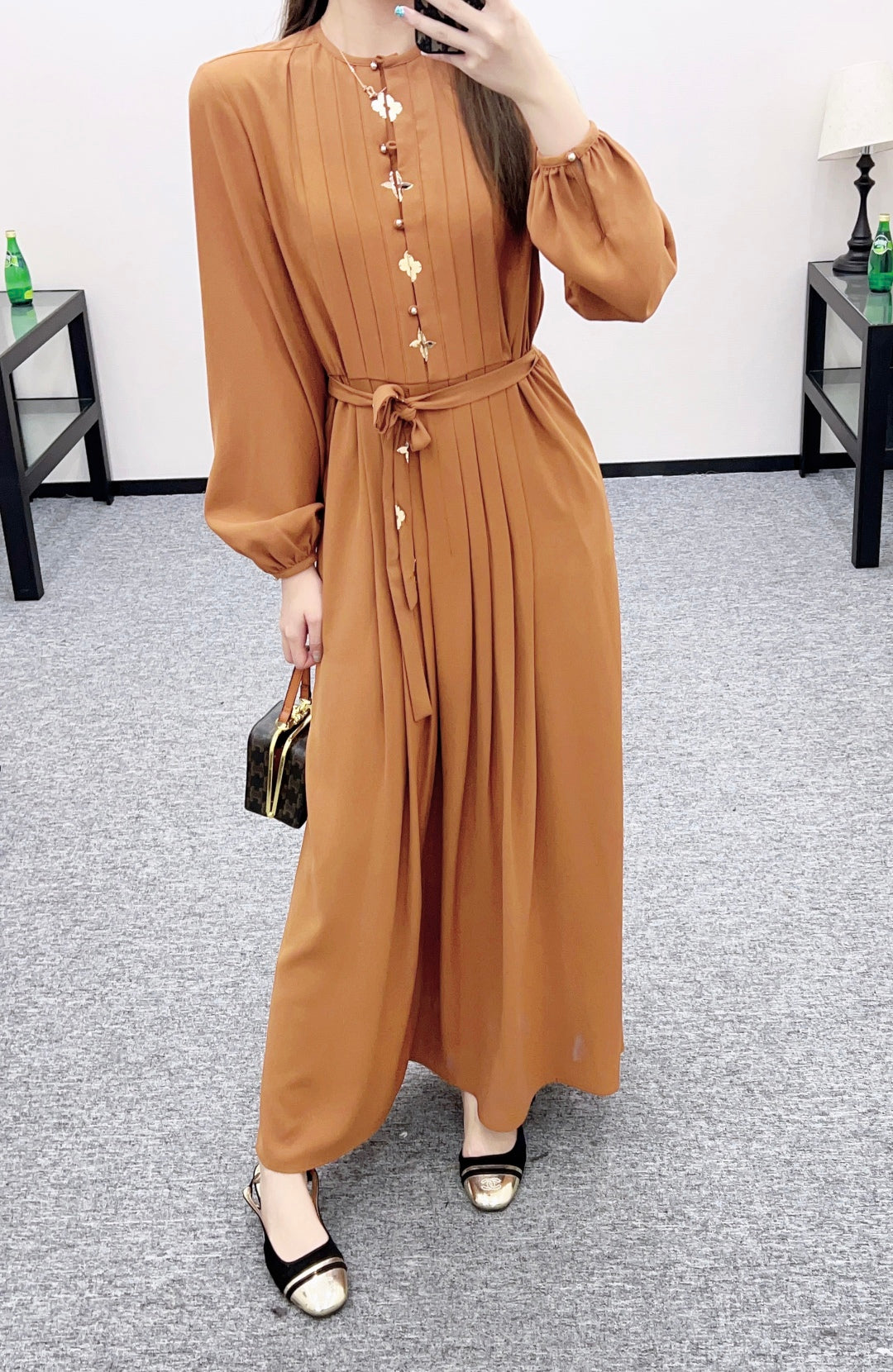 L 25 Clover pleated dress