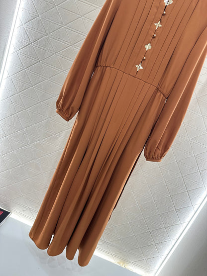 L 25 Clover pleated dress