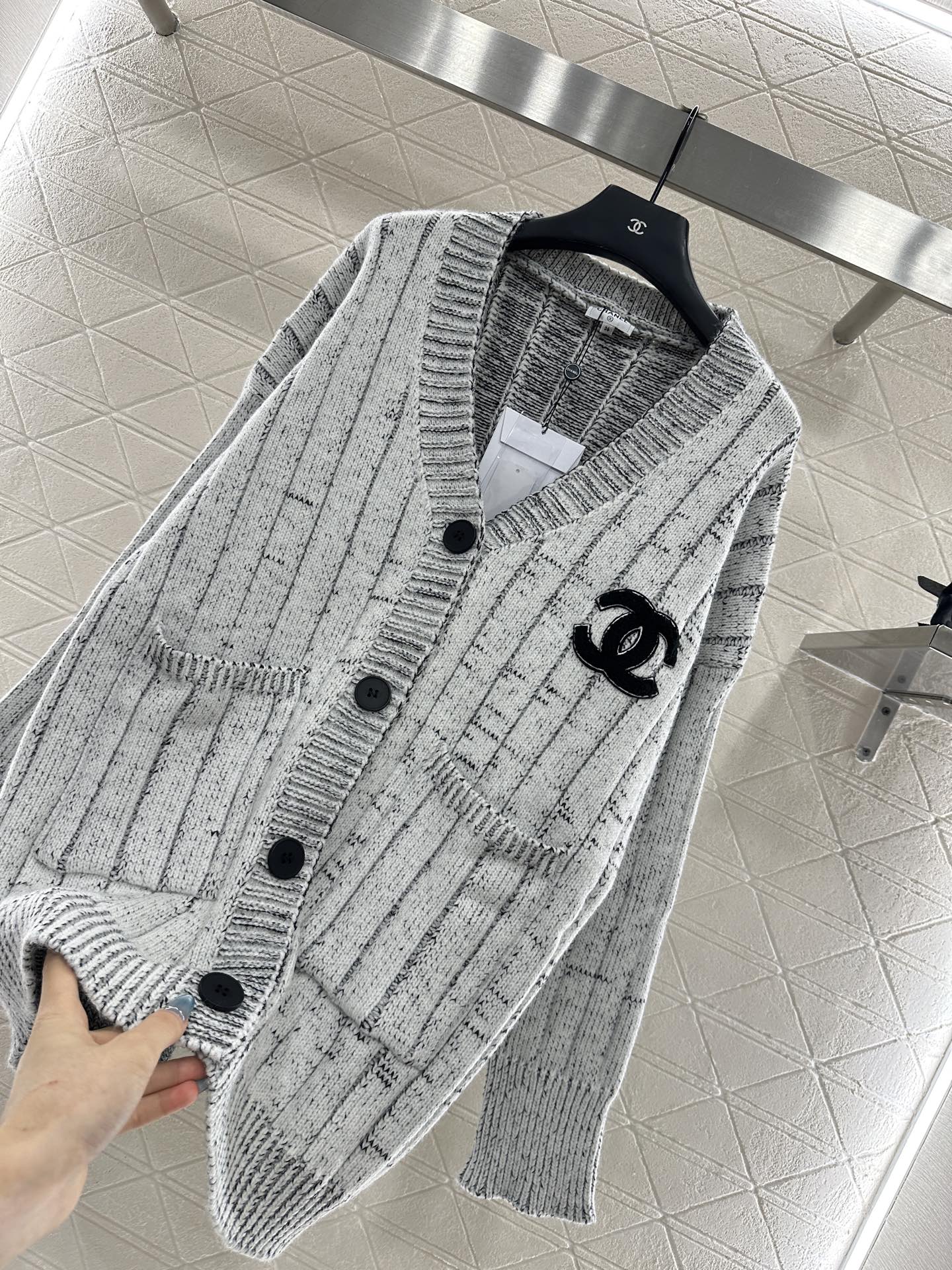 C 25 Plush knitted cardigan