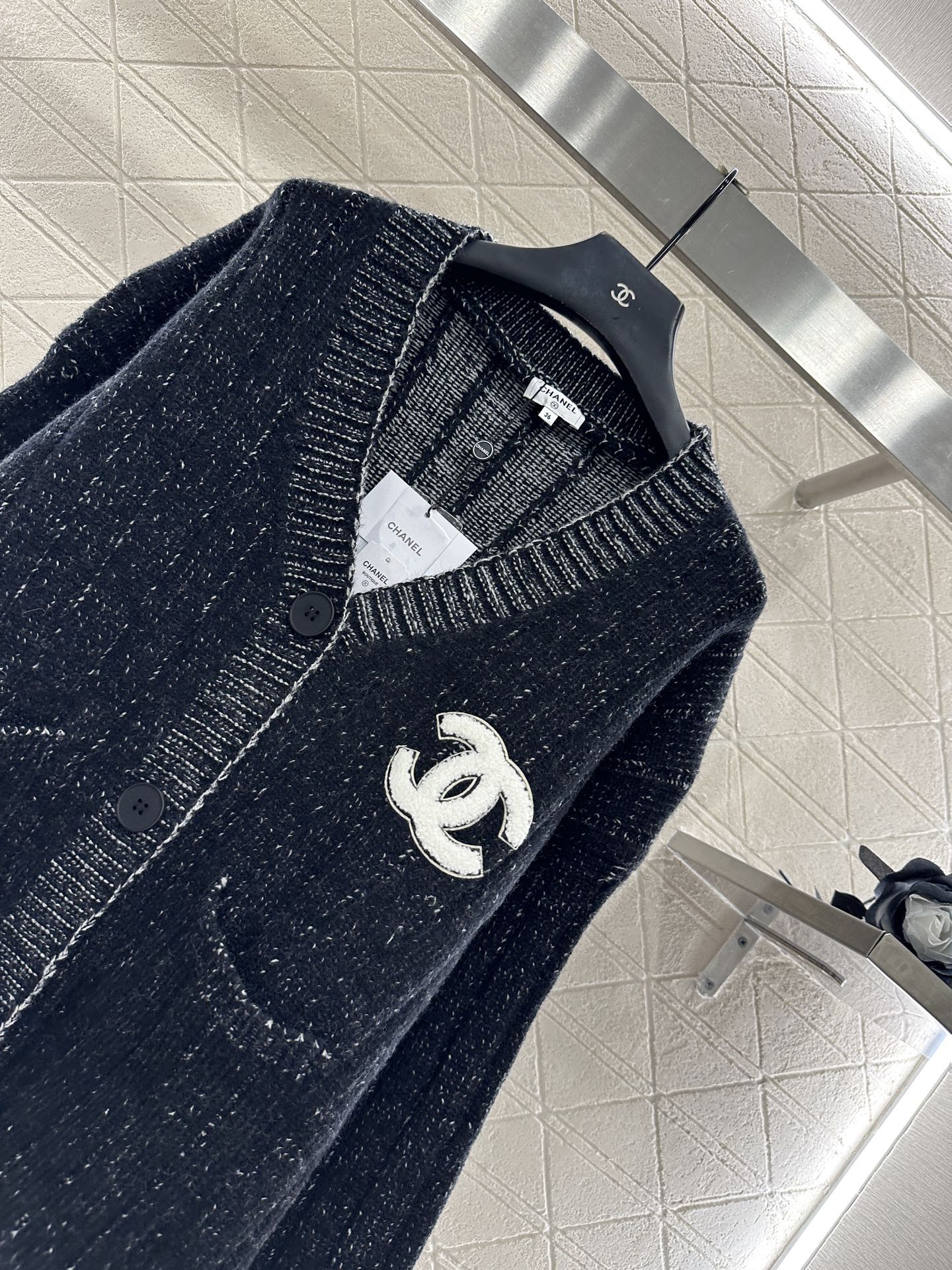 C 25 Plush knitted cardigan