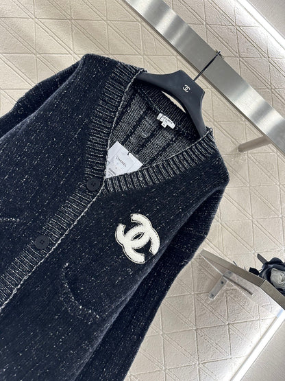 C 25 Plush knitted cardigan