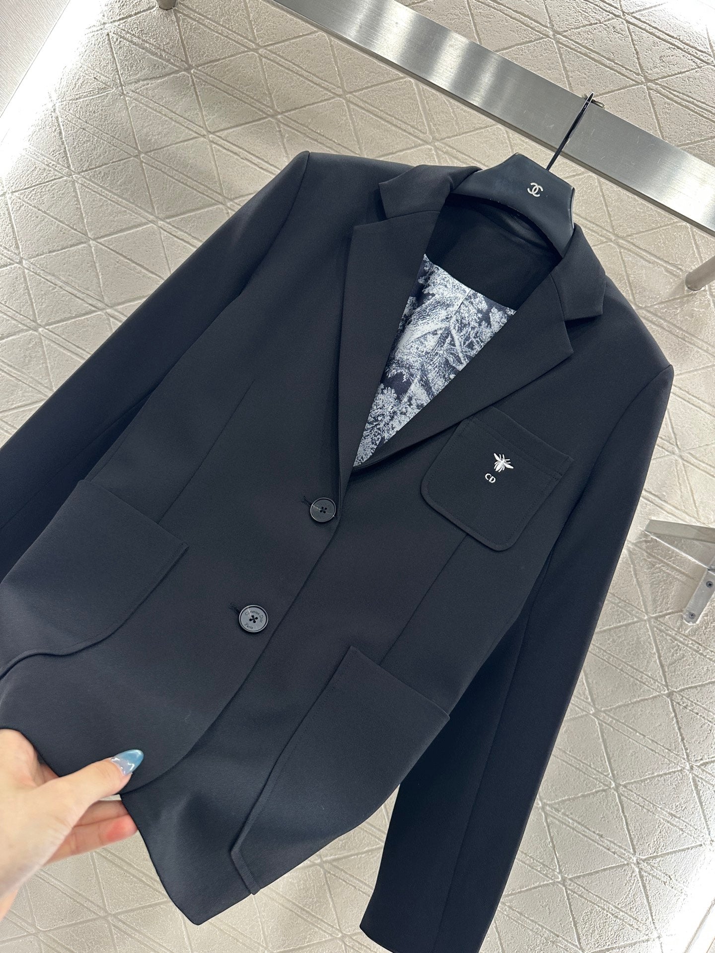 Di 25 Bee embroidery pocket suit jacket
