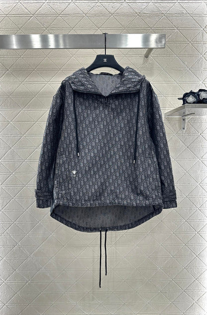 Di 25 Hooded Jacquard Charge Top