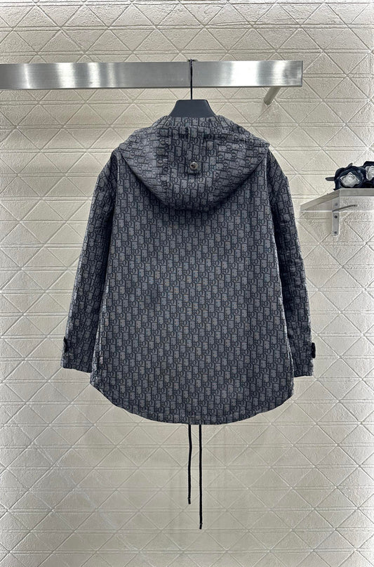 Di 25 Hooded Jacquard Charge Top
