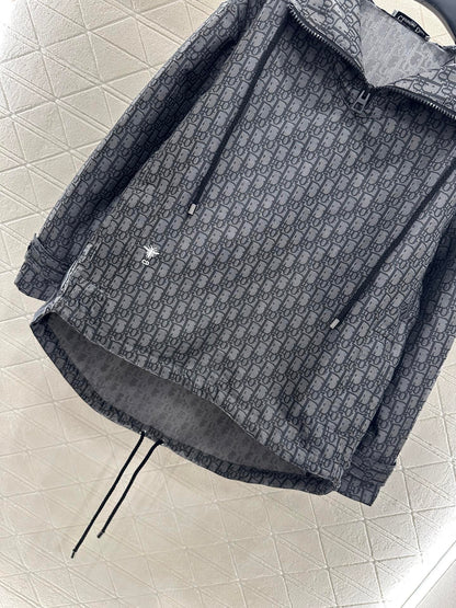 Di 25 Hooded Jacquard Charge Top