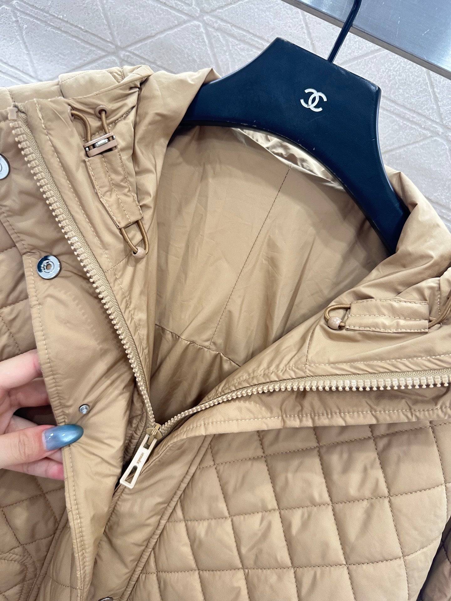 He 25 Lingge hooded down cotton jacket