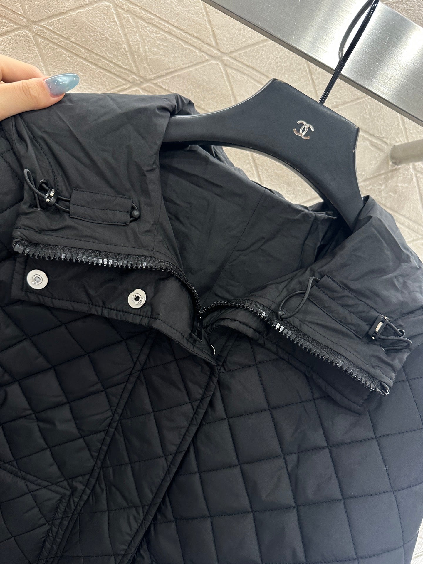 He 25 Lingge hooded down cotton jacket