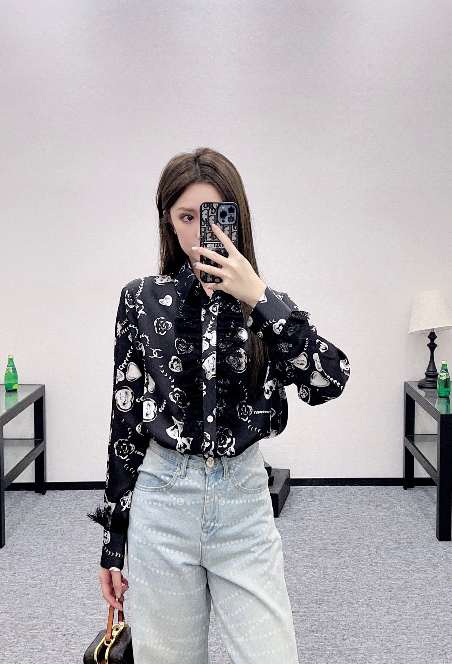C 25 Letter stitch printed silk lace shirt