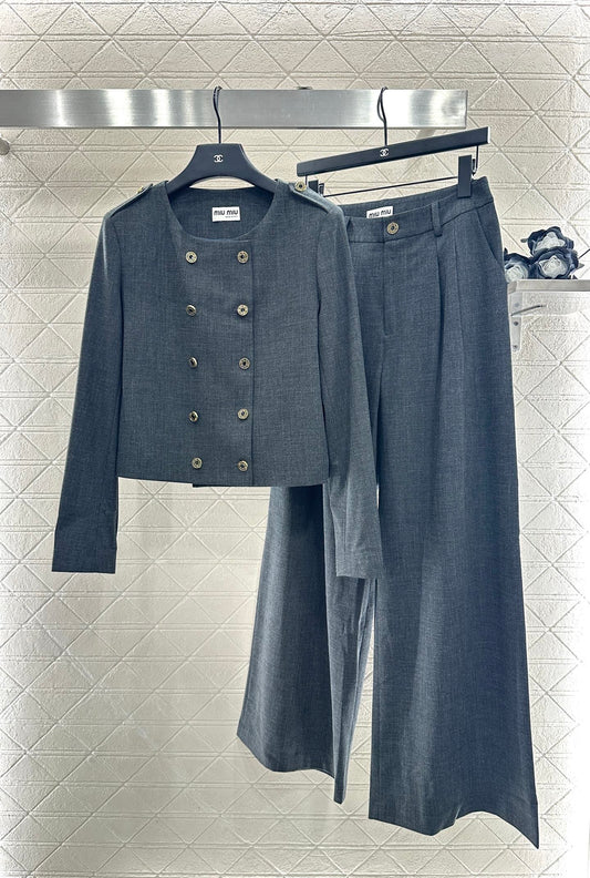 Mi 25 Round neck double breasted suit and pants set