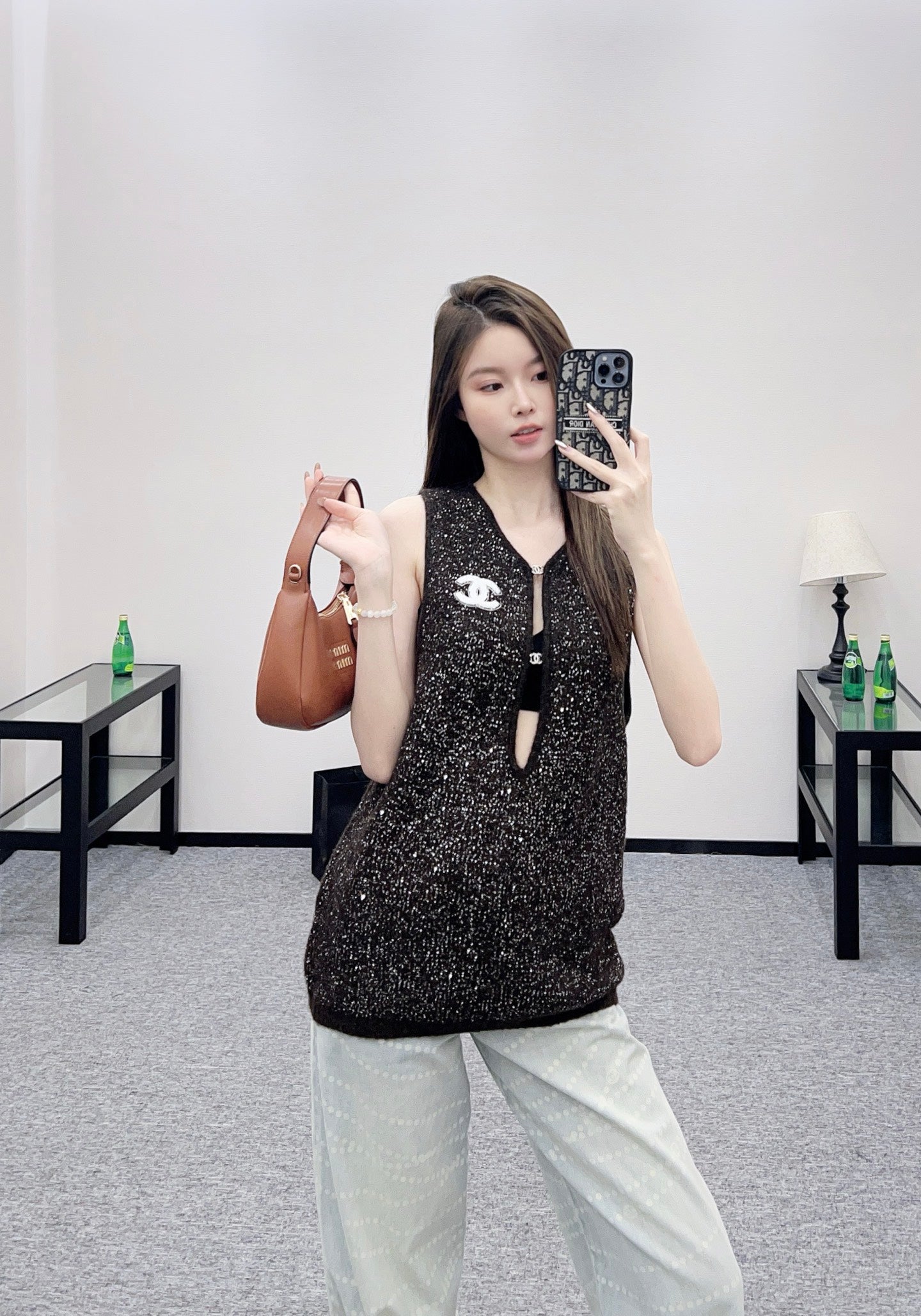 C 25 Silver knit vest