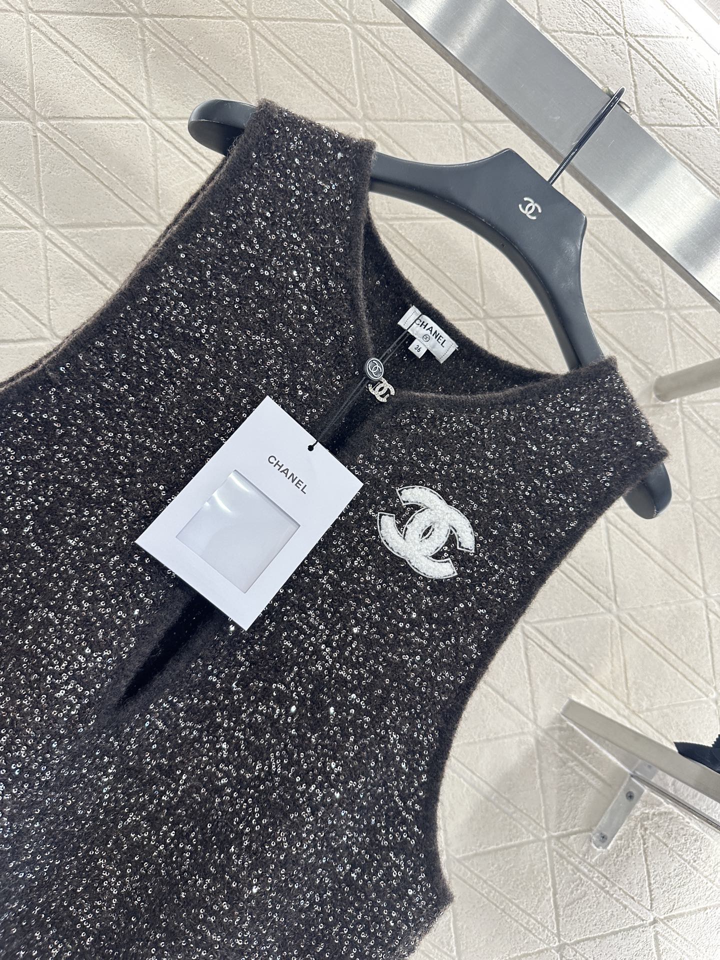 C 25 Silver knit vest