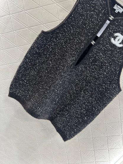 C 25 Silver knit vest