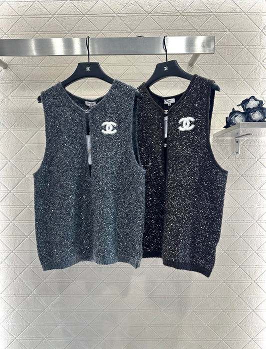C 25 Silver knit vest