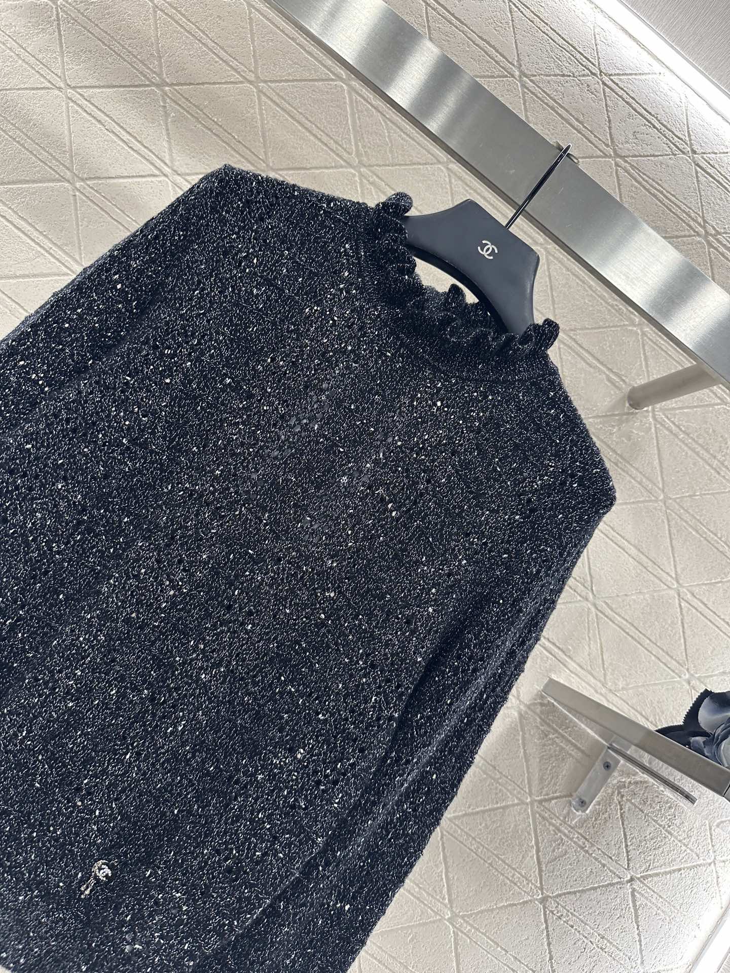 C 25 Black fungus lace stand collar cashmere blend long sleeved shirt