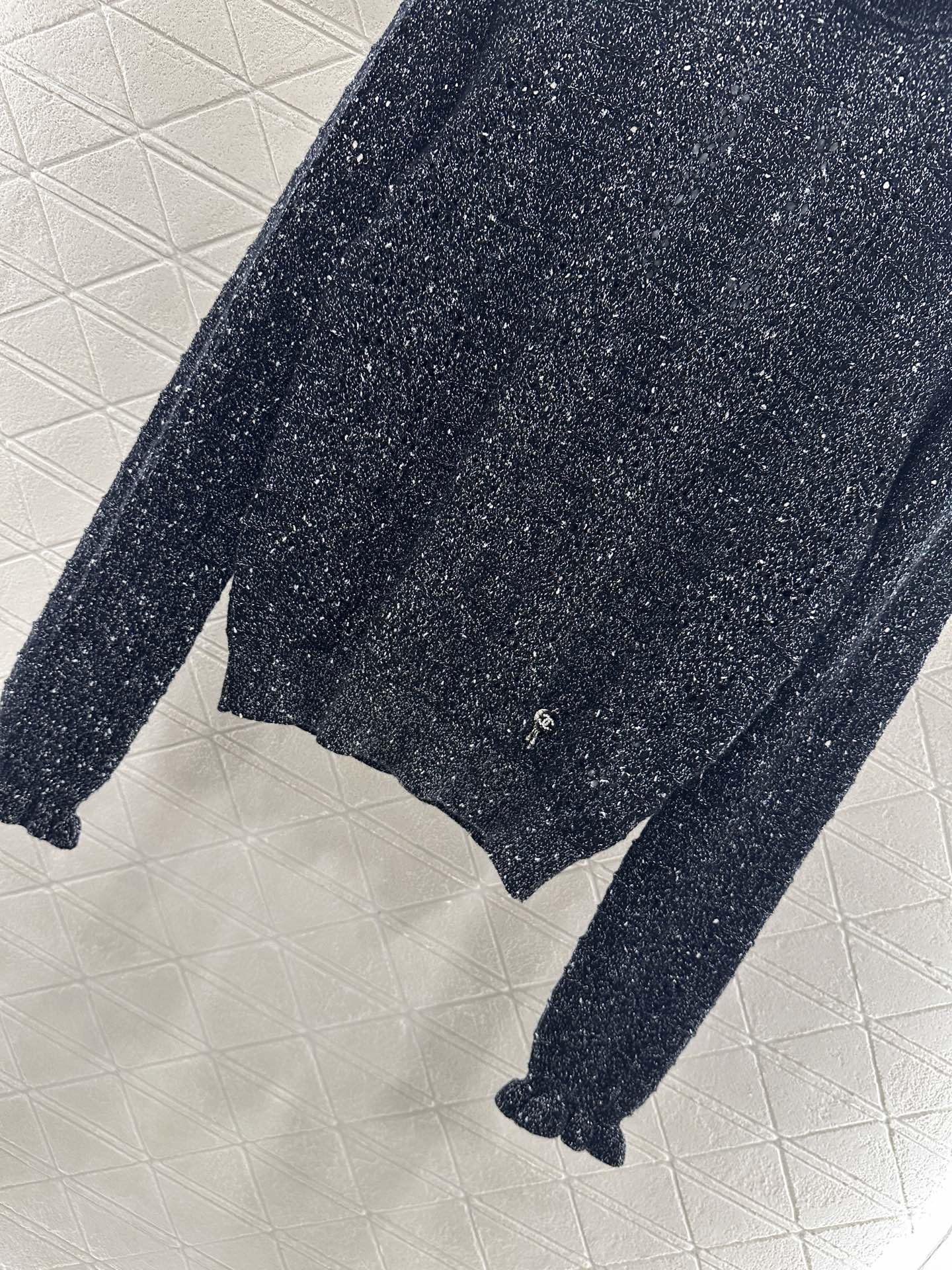 C 25 Black fungus lace stand collar cashmere blend long sleeved shirt
