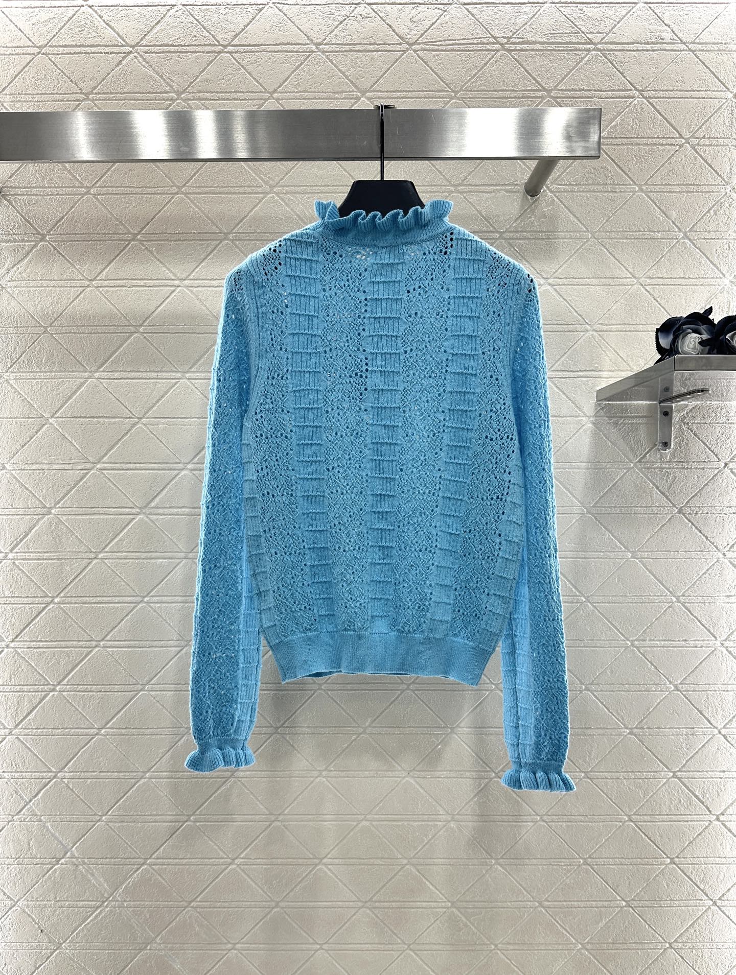 C 25 Black fungus lace stand collar cashmere blend long sleeved shirt