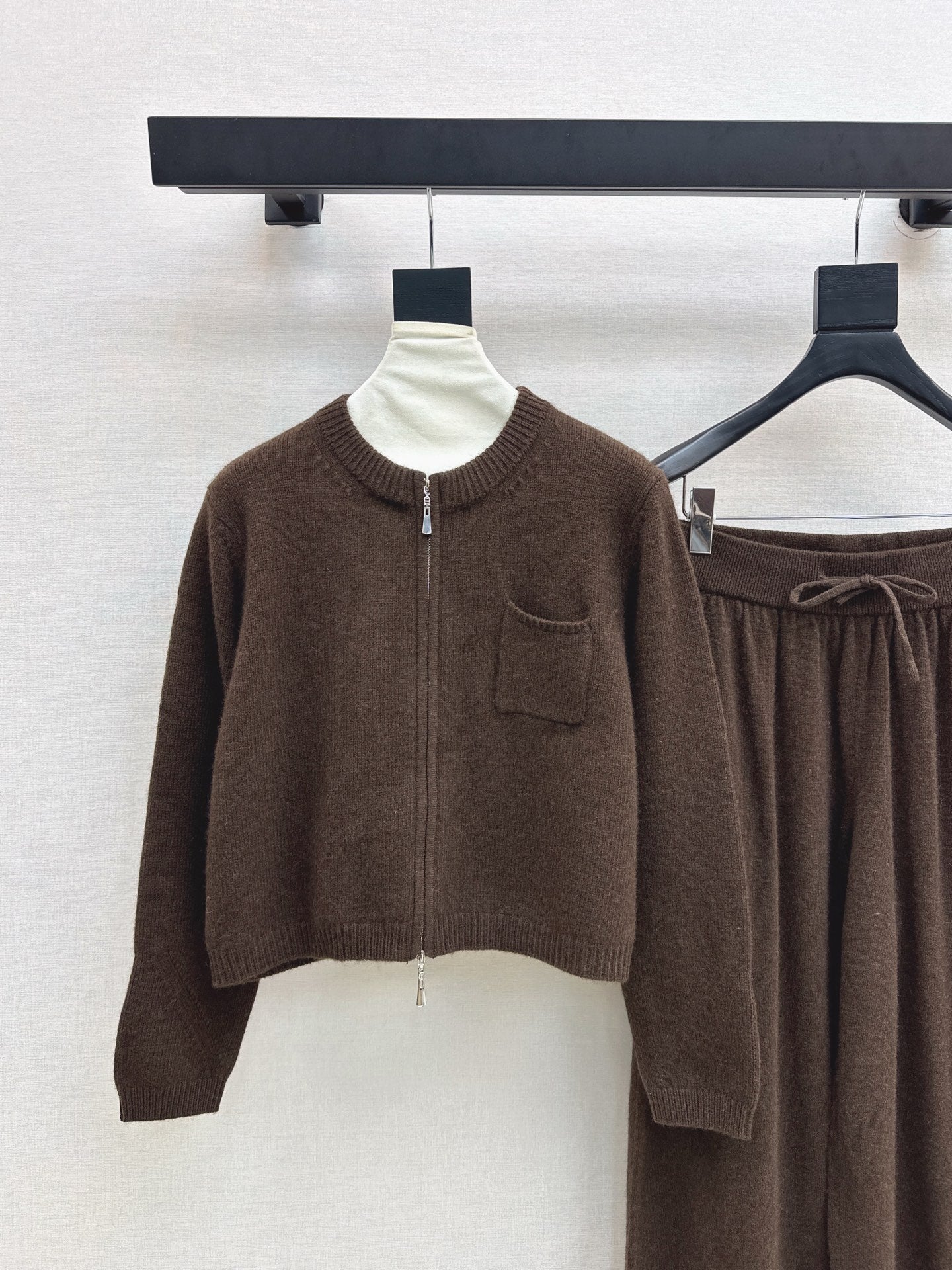 Lor 25 Ultra simple zipper jacket+elastic waist straight leg pants