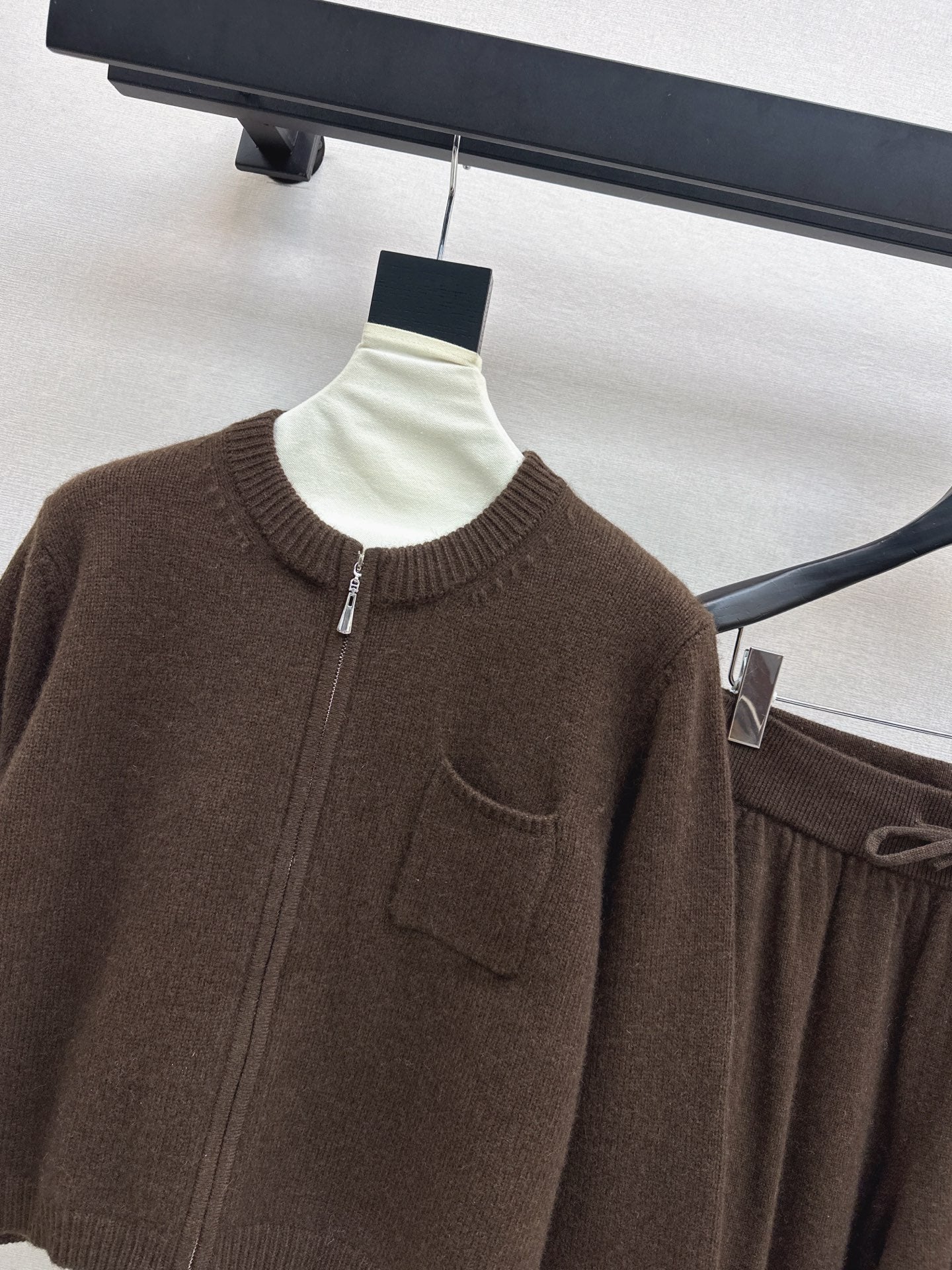 Lor 25 Ultra simple zipper jacket+elastic waist straight leg pants