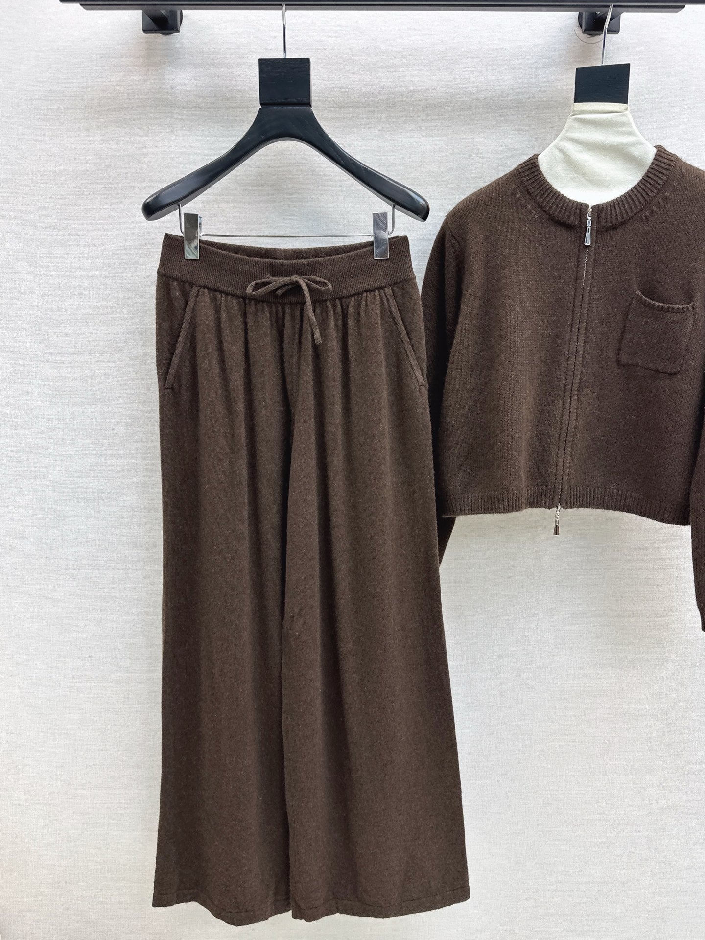 Lor 25 Ultra simple zipper jacket+elastic waist straight leg pants