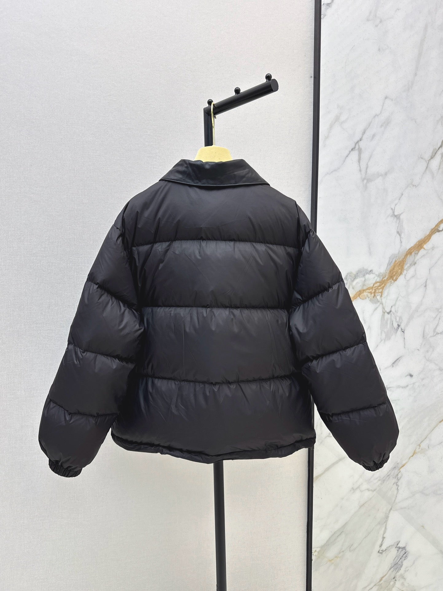 Mi 25 New spliced leather collar short down jacket(BLACK/BROWN)