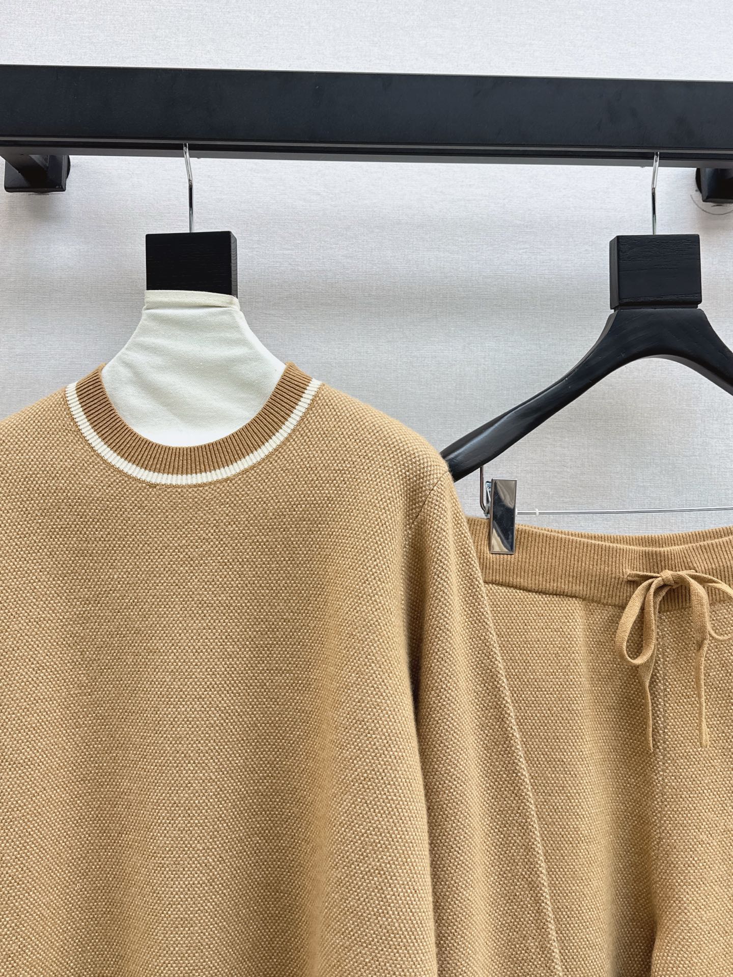 Lor 25 New lazy style cashmere set