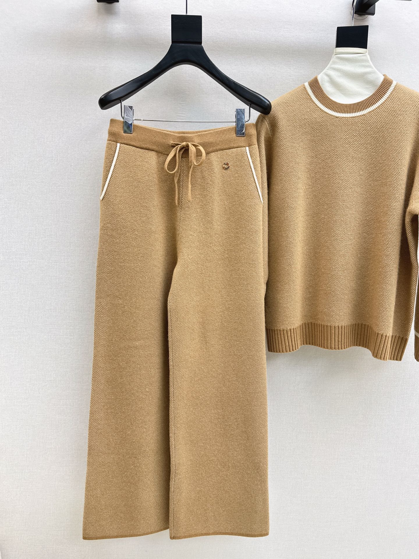 Lor 25 New lazy style cashmere set