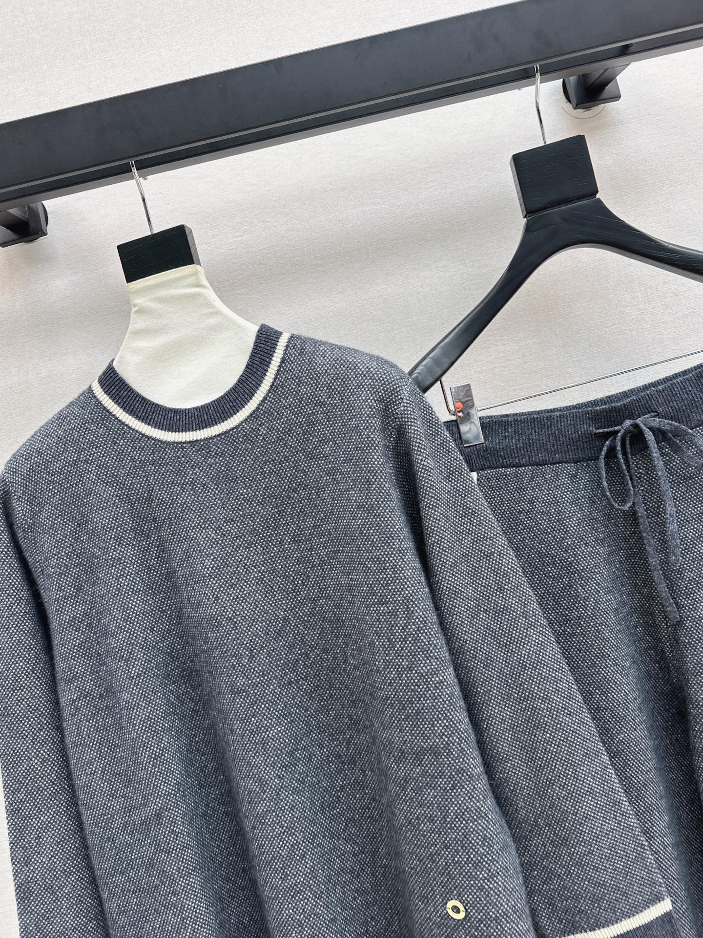 Lor 25 New lazy style cashmere set