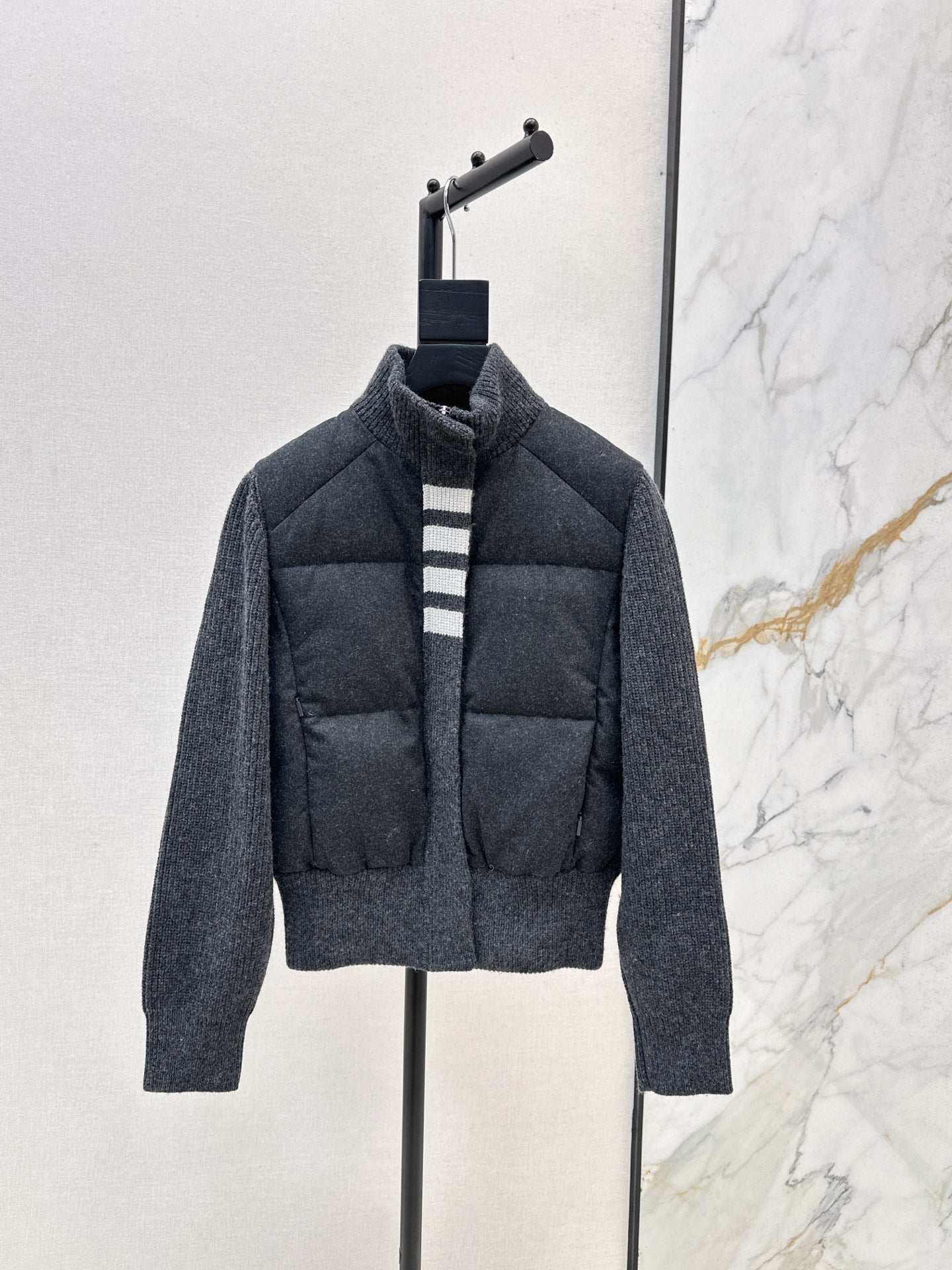 Th 25 New casual jacket with stand up collar and down jacket