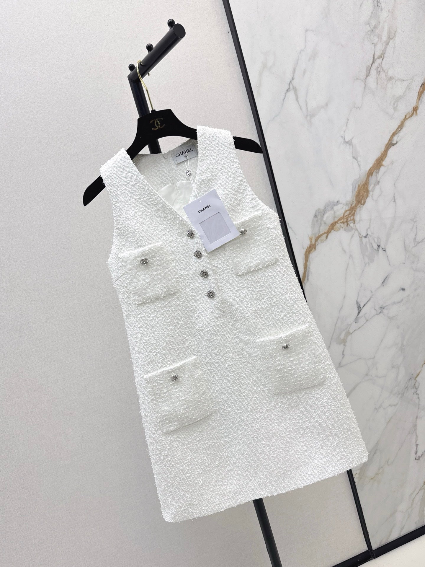 C 25 Knitted woolen floral sleeveless dress