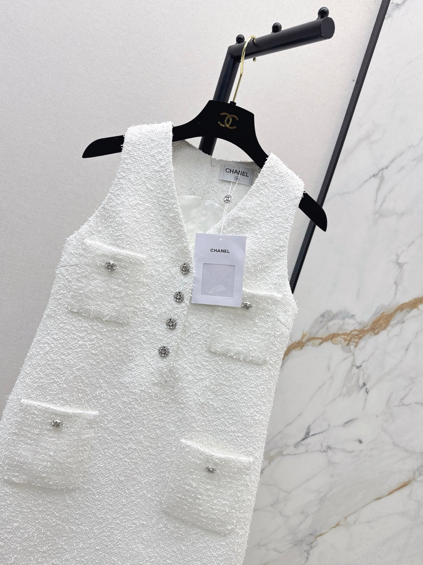 C 25 Knitted woolen floral sleeveless dress